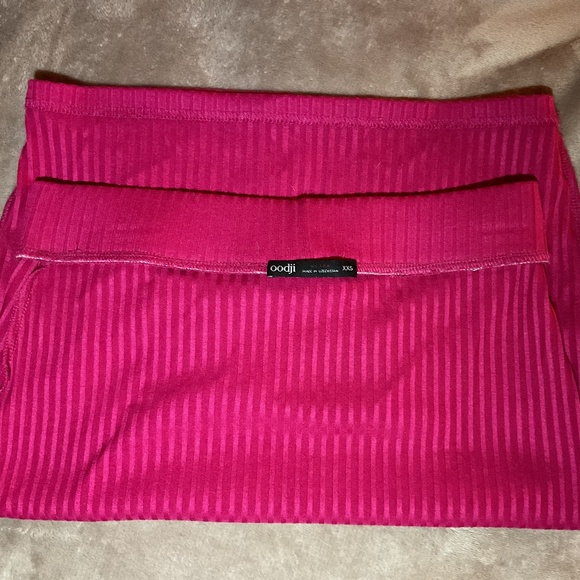 New Women’s Micro Mini Skirt Ribbed with Stretch Wide Waist Band Y2K XXS Fuchsia - Picture 4 of 6